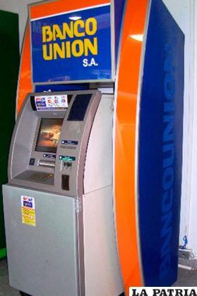 Cajero Banco Union Av. Ballivian - imagen 2
